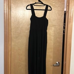 Lulu’s ribbed knit black jumpsuit with pockets